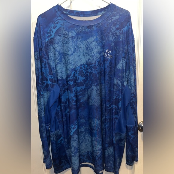 Realtree Fishing Deep Blue Shirt - Picture 1 of 4
